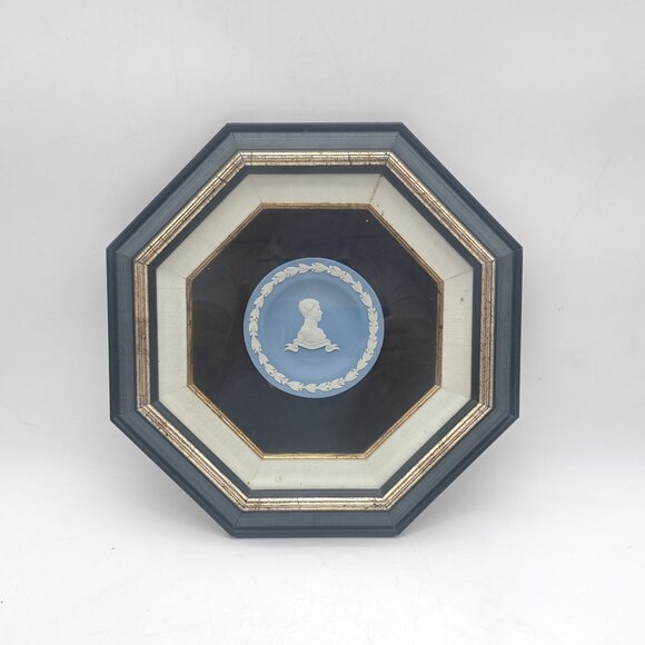 Vintage Framed Cameo Prince Charles Royal Wedding Wegwood - Picture 1 of 11